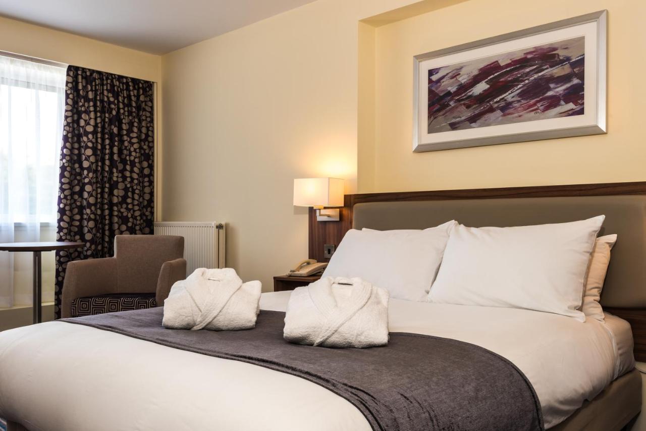 Holiday Inn Warrington By Ihg Ngoại thất bức ảnh