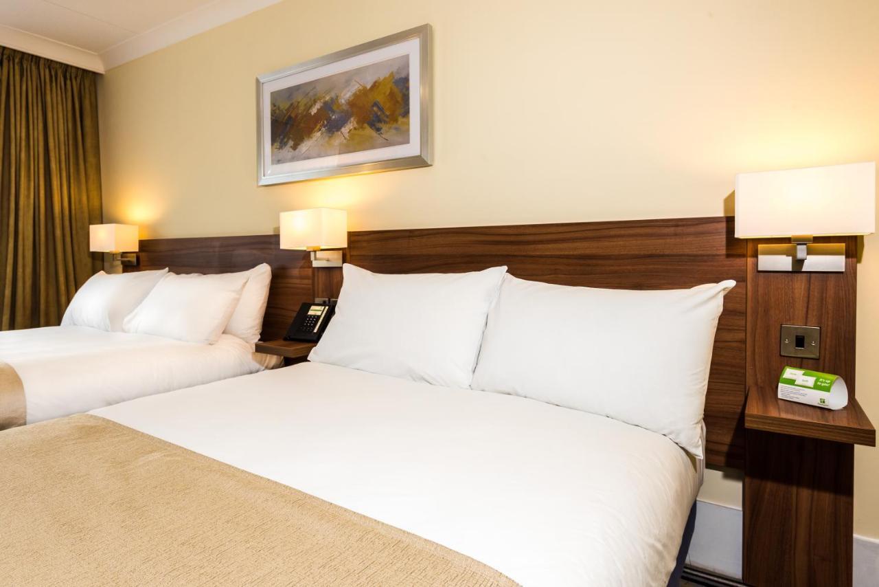 Holiday Inn Warrington By Ihg Ngoại thất bức ảnh