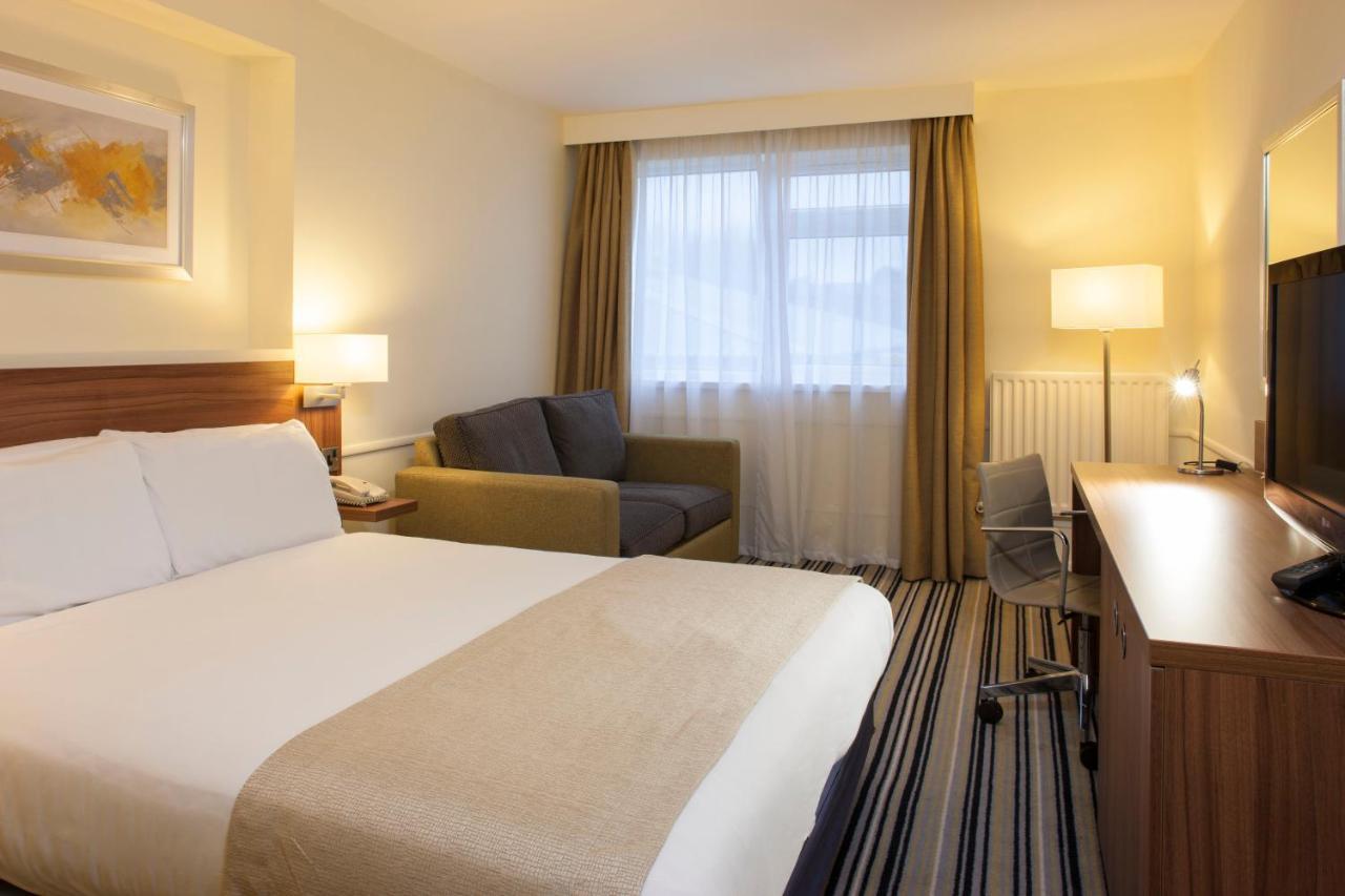 Holiday Inn Warrington By Ihg Ngoại thất bức ảnh