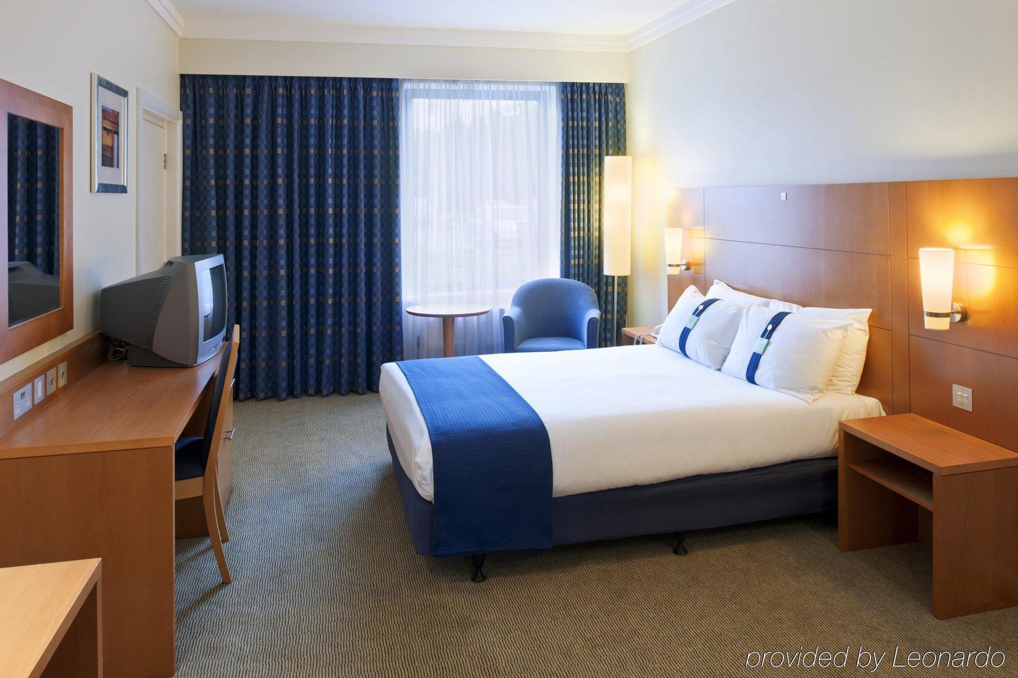 Holiday Inn Warrington By Ihg Ngoại thất bức ảnh